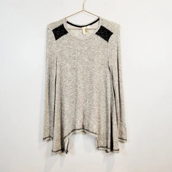 Francesca's Bird Cage Grey Metalic Striped Long Sleeve Knit Top - Picture 8 of 8